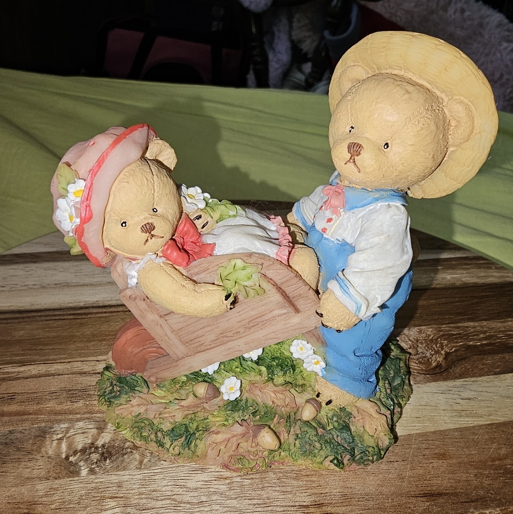 The O'Bear Family Collections.